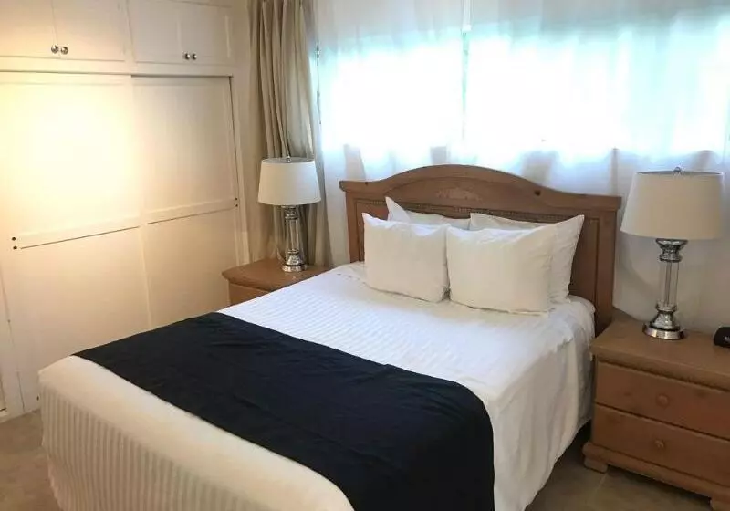 ホテル Highland Gardens