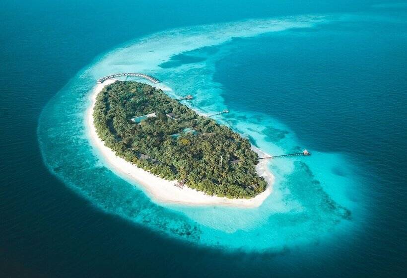 هتل Reethi Beach Resort