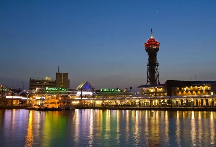 Otel Resol Trinity Hakata