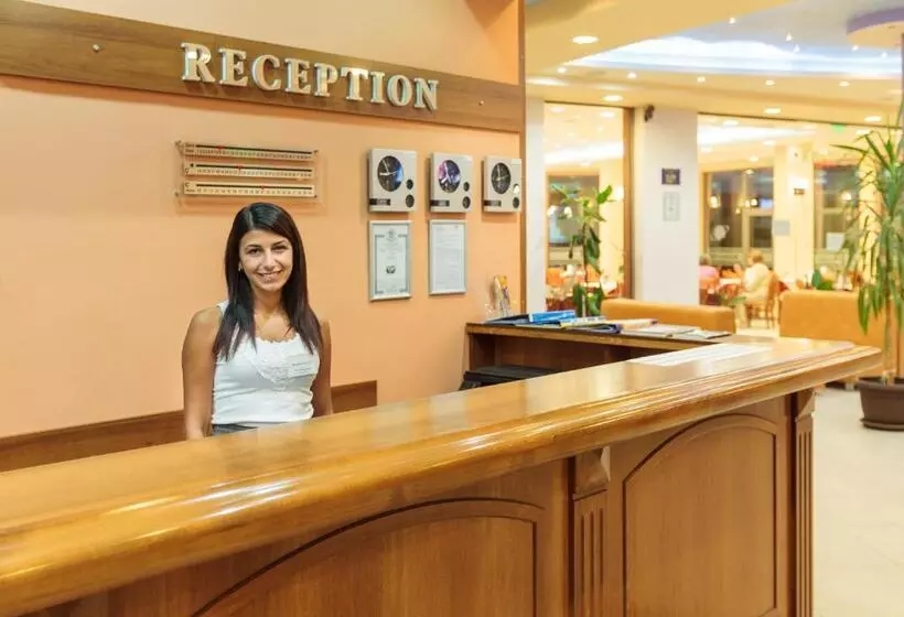 Hotelli Riagor All Inclusive