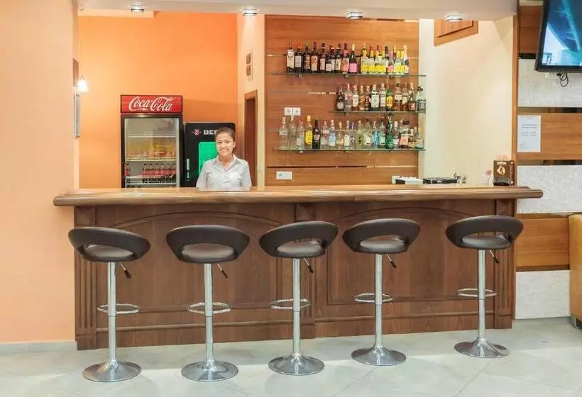 Hotelli Riagor All Inclusive