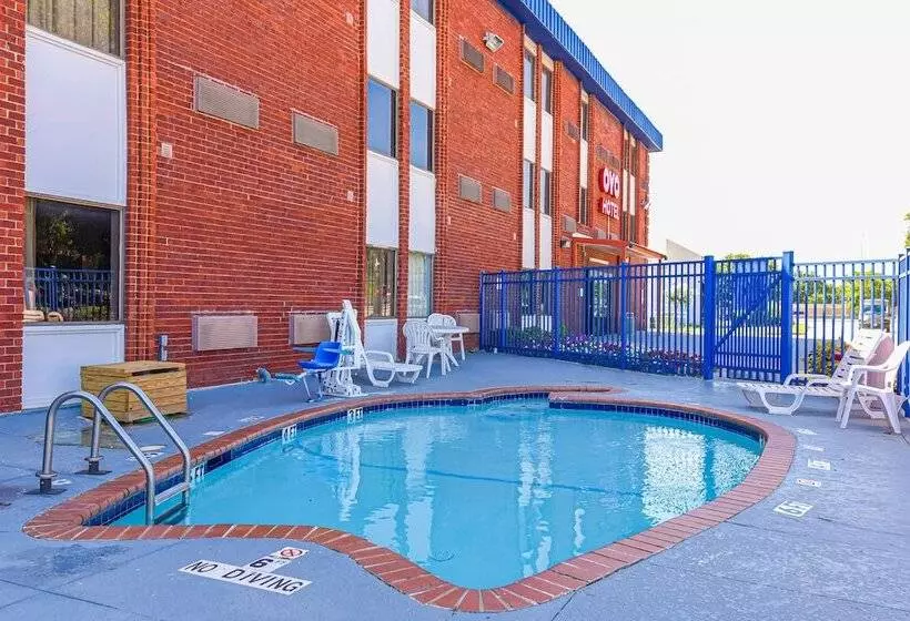 OYO Hotel Irving DFW Airport South