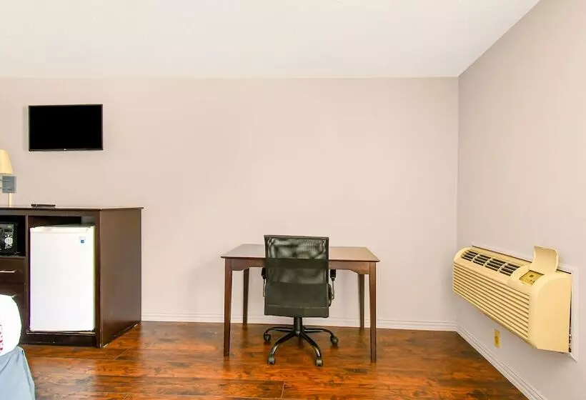 OYO Hotel Irving DFW Airport South