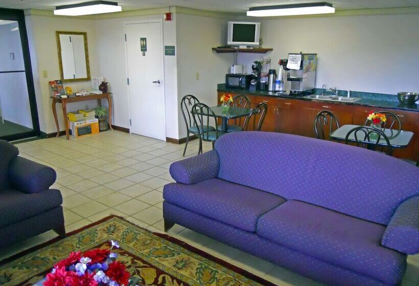 בית מלון כפרי America S Best Inn & Suites   Decatur