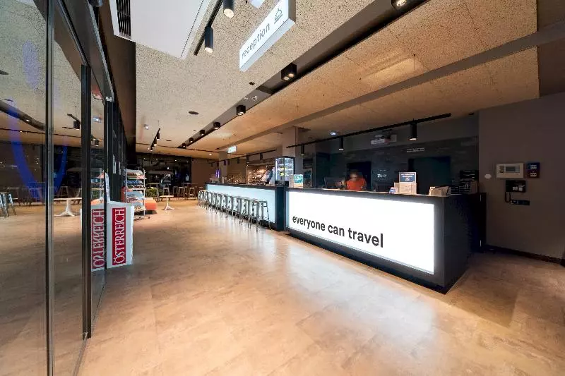 Отель a&o Graz Hauptbahnhof