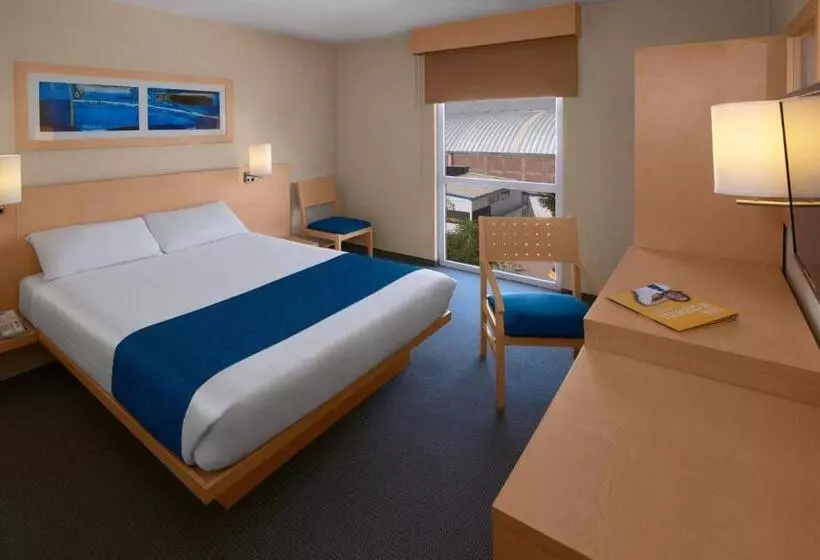 酒店 City Express By Marriott Puebla Finsa