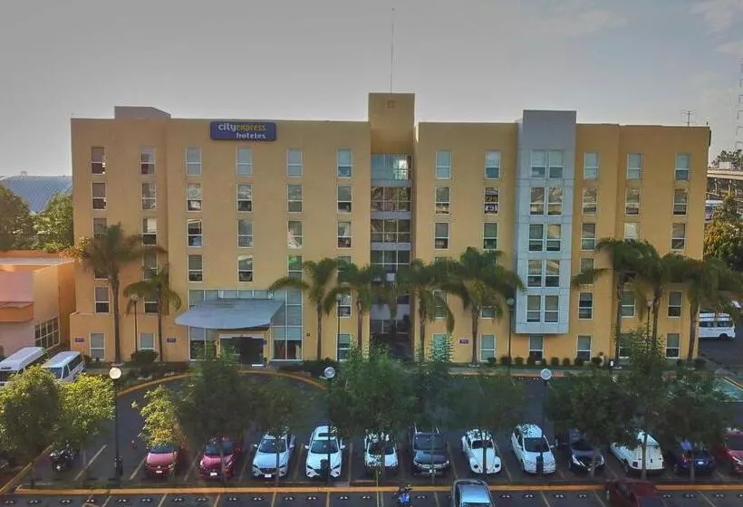 酒店 City Express By Marriott Puebla Finsa
