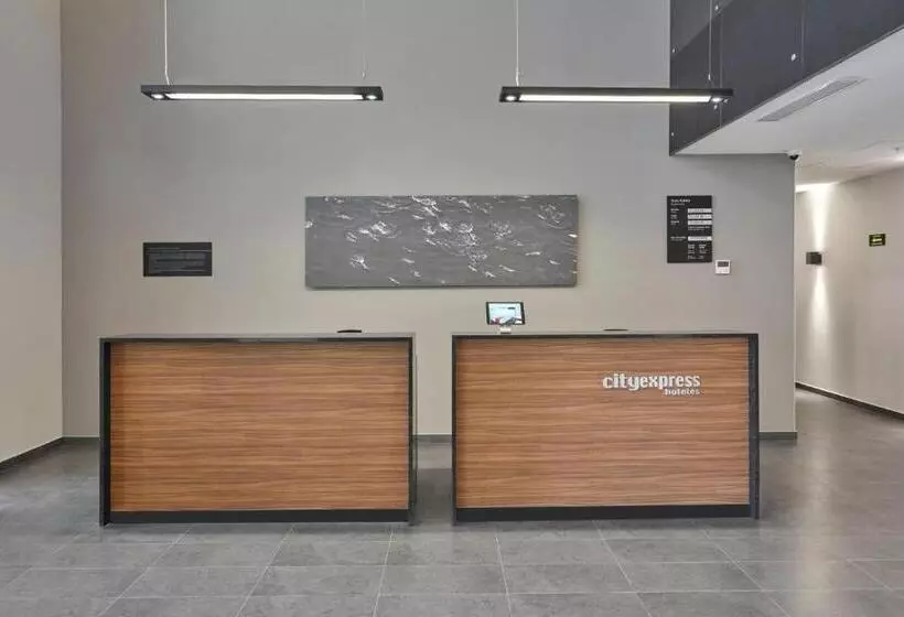 酒店 City Express By Marriott Puebla Finsa