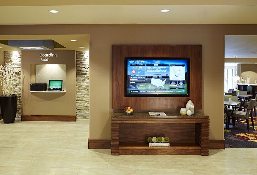 בית מלון כפרי Courtyard By Marriott Ithaca Airport/university