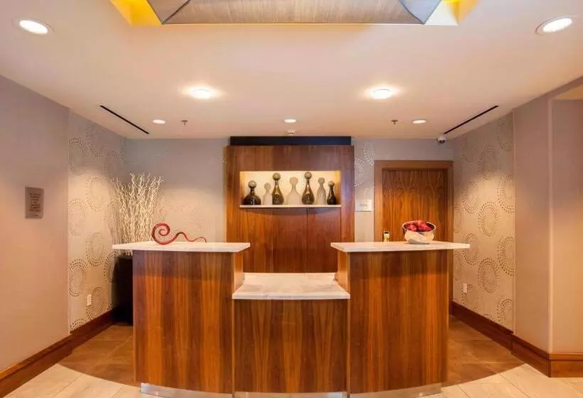 호텔 Courtyard By Marriott Ithaca Airport/university