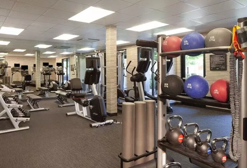 ホテル Courtyard By Marriott Oakland Airport