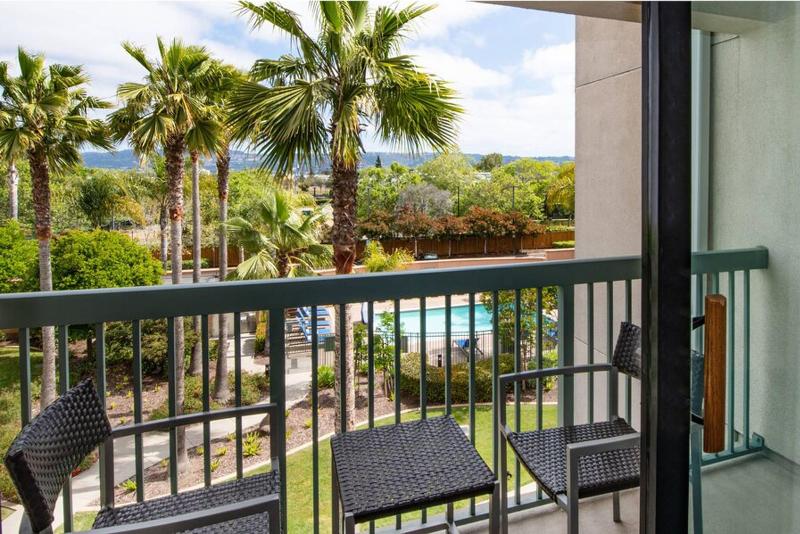 בית מלון כפרי Courtyard By Marriott Oakland Airport