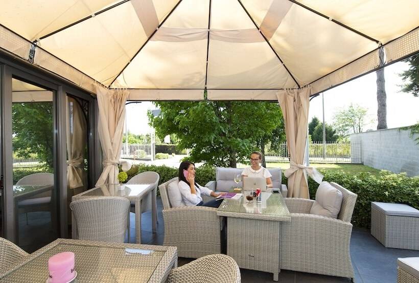 בית מלון כפרי D120