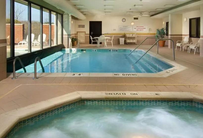 Отель Drury Inn & Suites Jackson Ridgeland