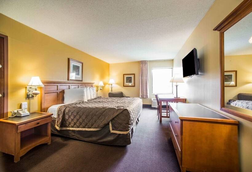 هتل Econo Lodge Marion