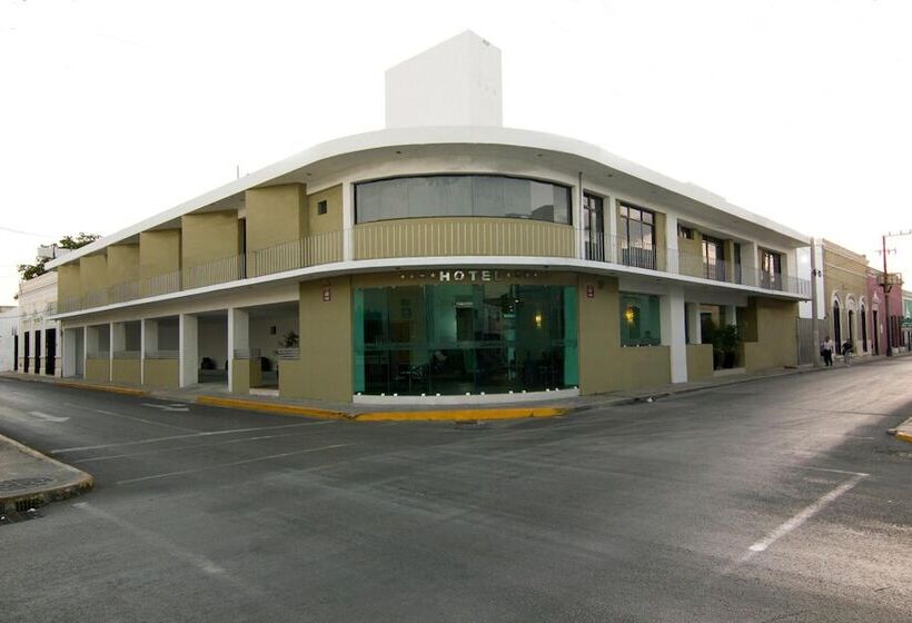 Hotel Embajadores