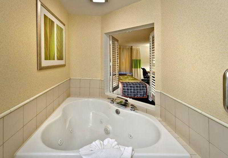 فندق Fairfield Inn & Suites By Marriott Reno Sparks