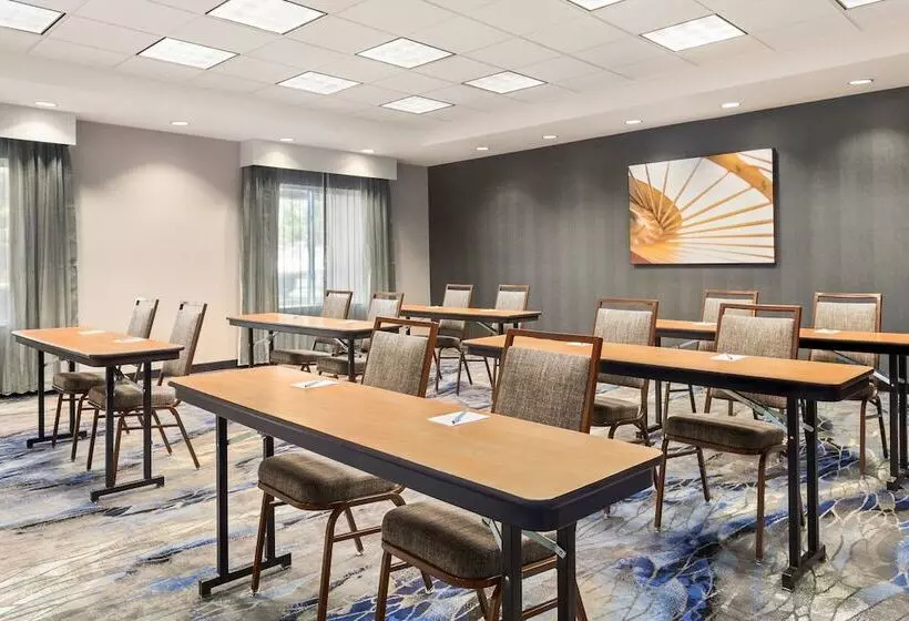 فندق Fairfield Inn & Suites By Marriott Reno Sparks
