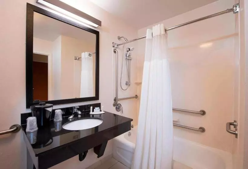 호텔 Fairfield Inn And Suites Charleston North/university Area