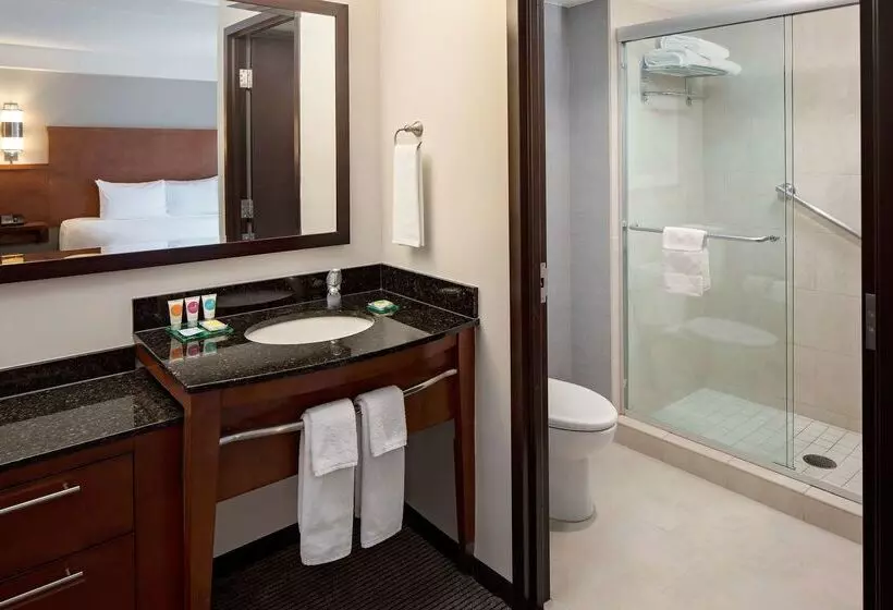 Отель Hyatt Place Pittsburgh North Shore