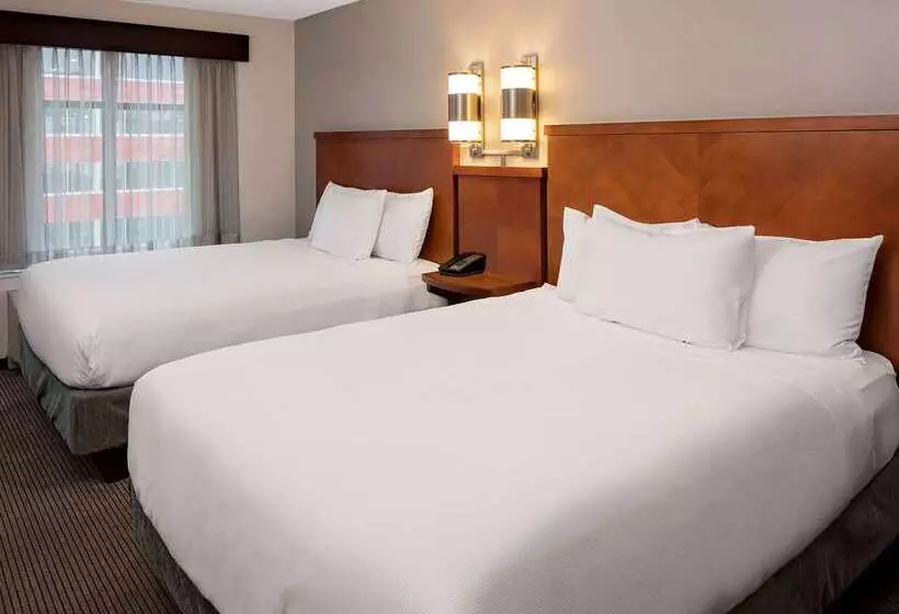 Отель Hyatt Place Pittsburgh North Shore