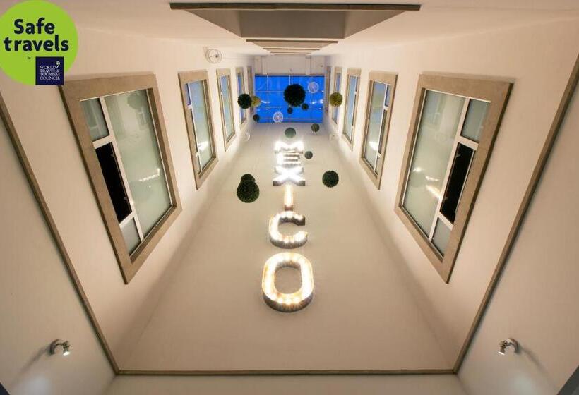 ホテル Mx Garibaldi