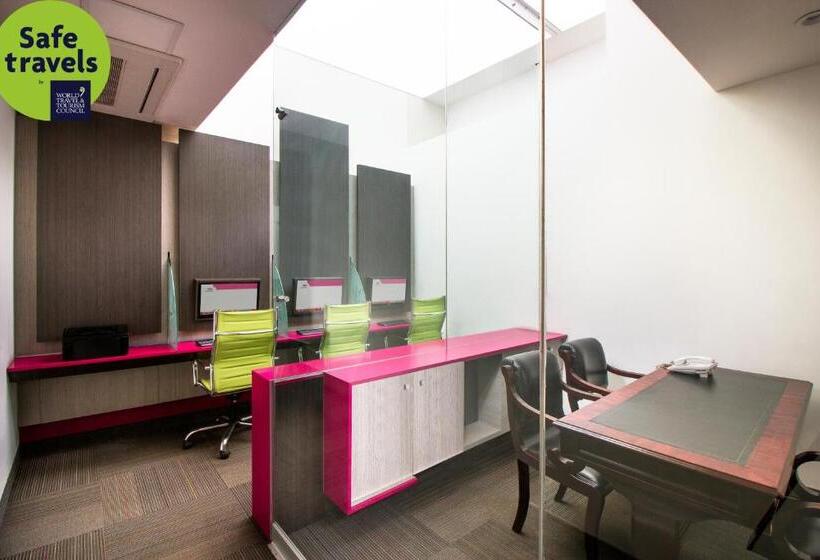 ホテル Mx Garibaldi