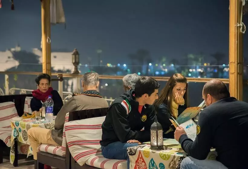 Nefertiti Hotel Luxor