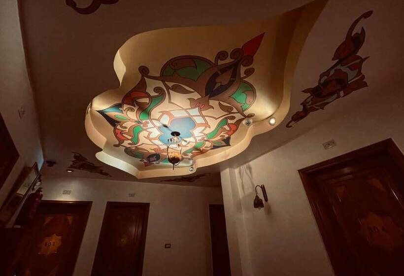 Nefertiti Hotel Luxor