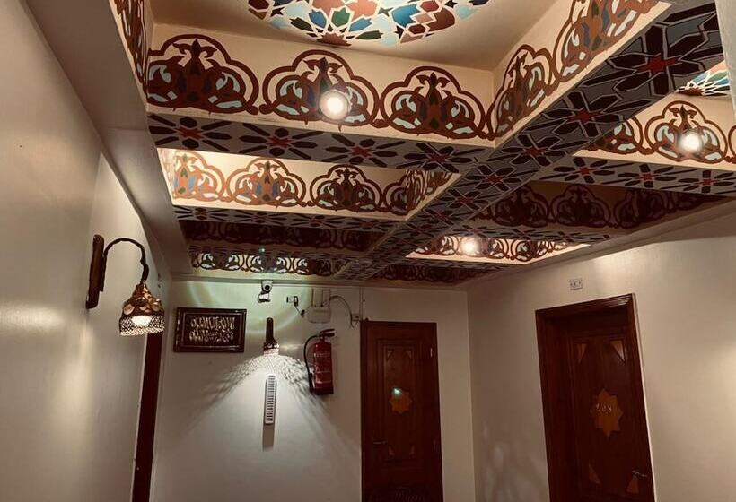 Nefertiti Hotel Luxor