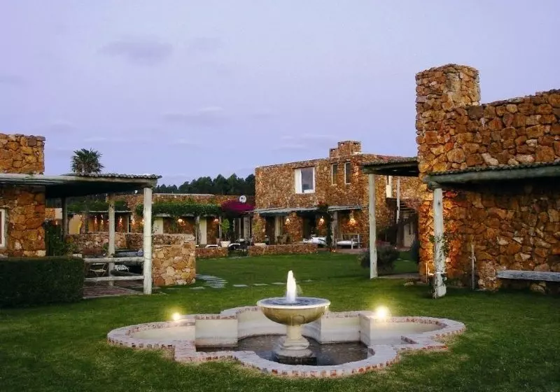 فندق Posada De Piedra