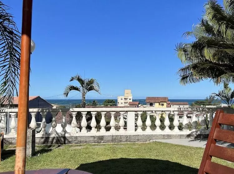 ホテル Pousada Timoneiro