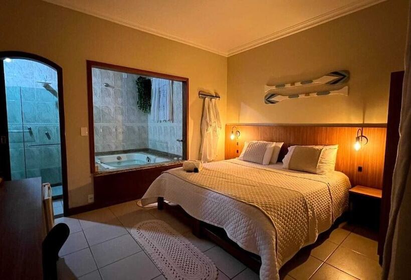 ホテル Pousada Timoneiro