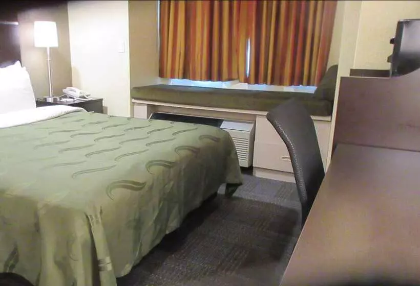 فندق Quality Inn & Suites Near Nas Fallon