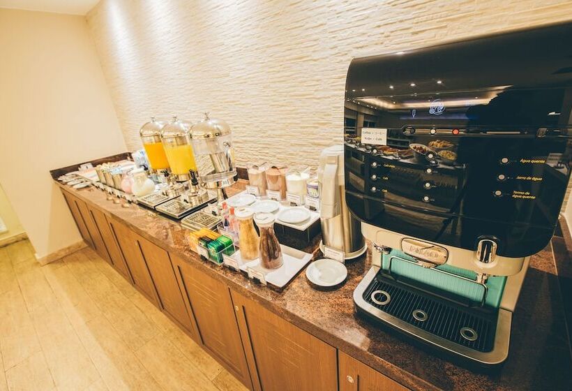 هتل Saint Moritz Hplus Express