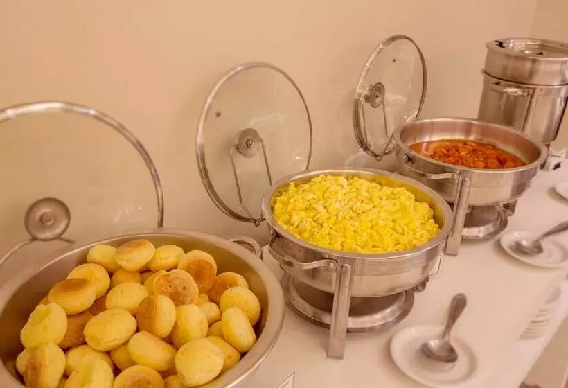 בית מלון כפרי Saint Moritz Hplus Express