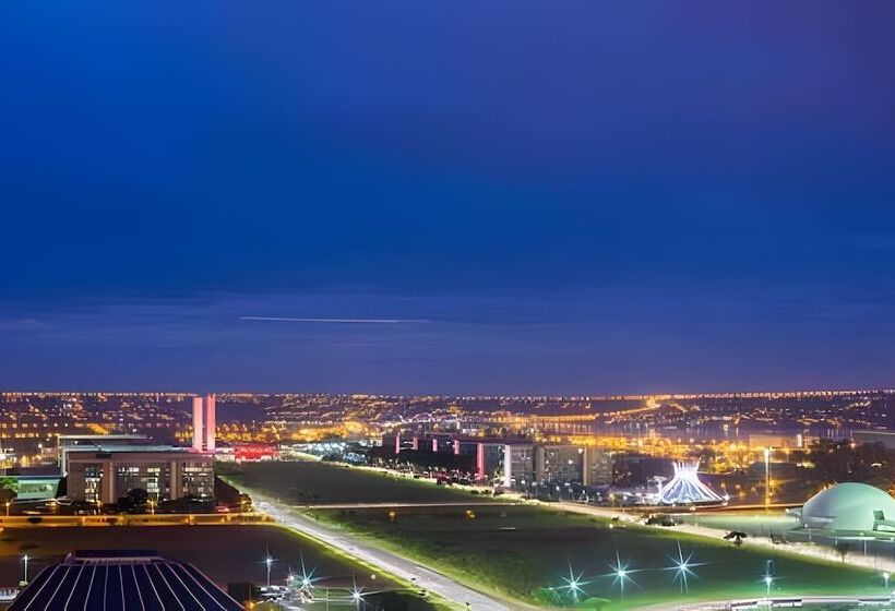 هتل Saint Moritz Hplus Express