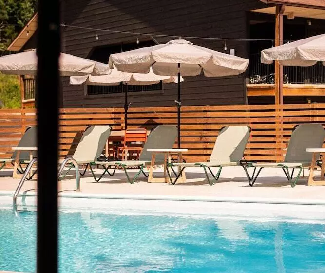 酒店 The Ozarker Lodge