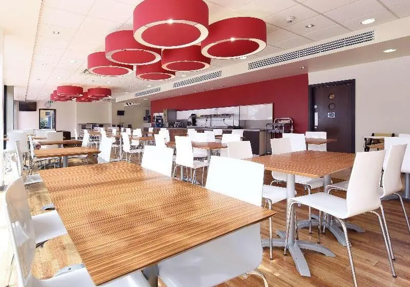 Hotelli Travelodge London Stratford