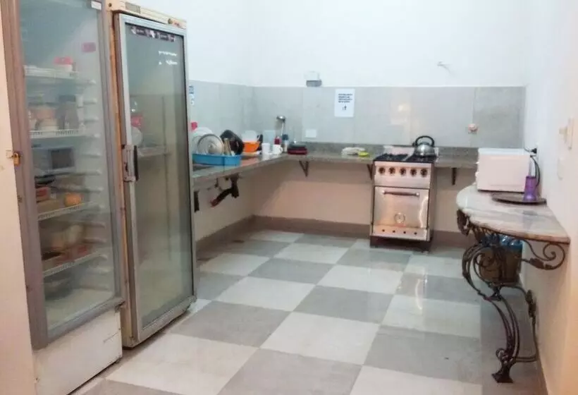 هتل Voyage Recoleta Hostel