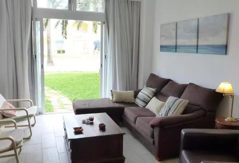 Apartamentos Royal Playa