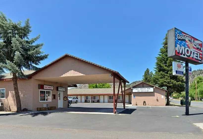 Golden Eagle Motel