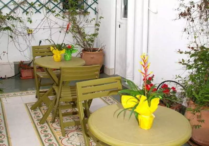 Hostel La Fonda Benissa, Grupo Terra De Mar, Alojamientos Con Encanto