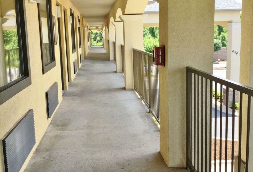 فندق Americas Best Value Inn And Suites Little Rock