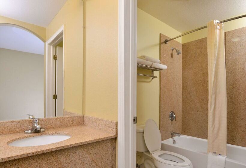 فندق Americas Best Value Inn And Suites Little Rock