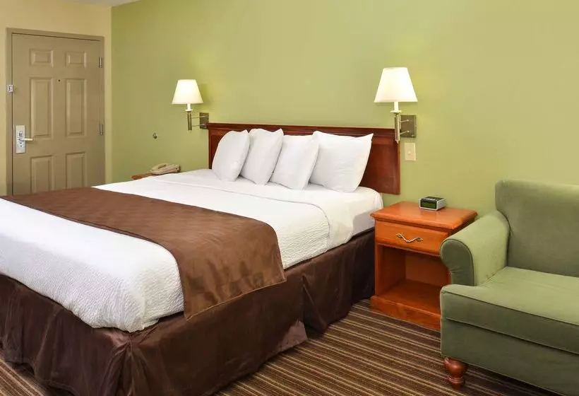 Отель Americas Best Value Inn And Suites Little Rock