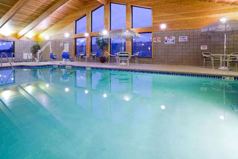 酒店 Americinn By Wyndham Jackson