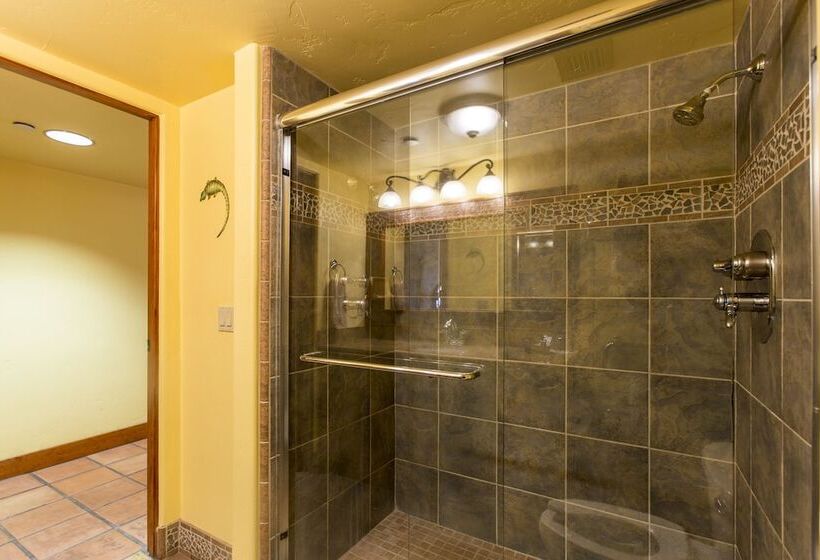 ホテル Avila La Fonda