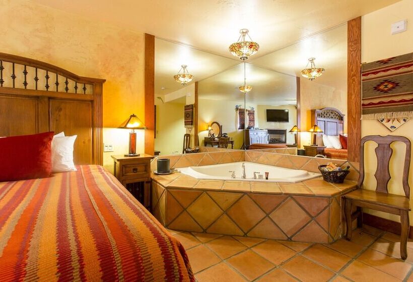 ホテル Avila La Fonda