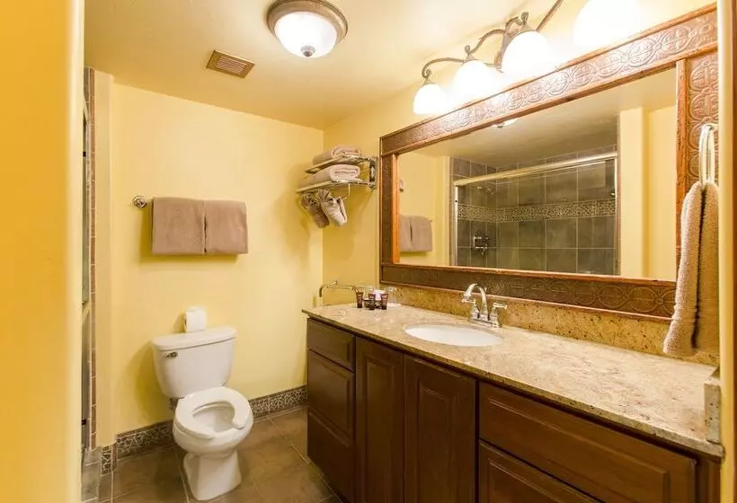 호텔 Avila La Fonda